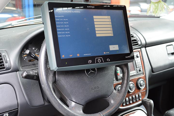 We use the latest diagnosis and failure detction tool for a modern auto full service.