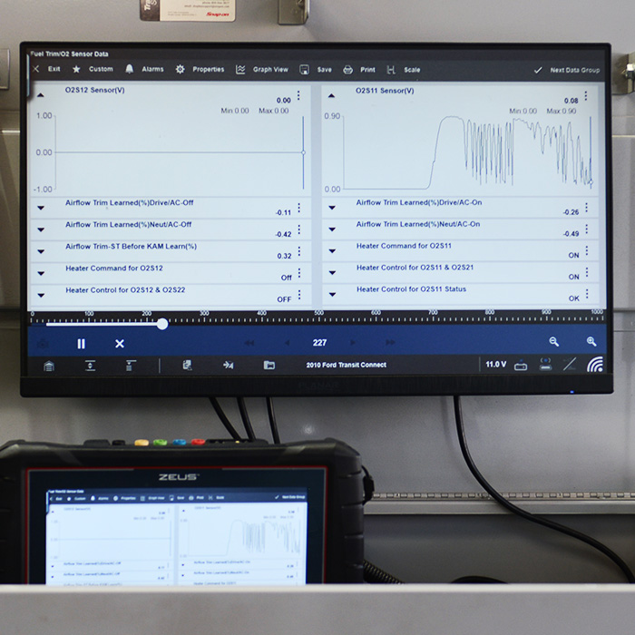 Computerized Auto Diagnosis with the latest equipment allow us to find exactly what auto repair is needed.